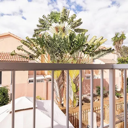 Oasis Club Apartment *