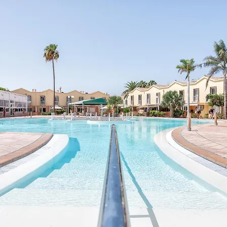 Oasis Club Apartment